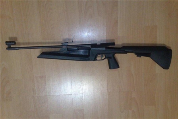 В Николаевском районе школьник прострелил нос своему другу из пневматики В Николаевском районе школьник прострелил нос своему другу из пневматики