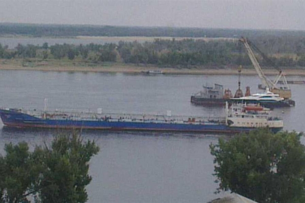 Волгоградцы заметили в акватории Волги яхту экс-президента Януковича Волгоградцы заметили в акватории Волги яхту экс-президента Януковича