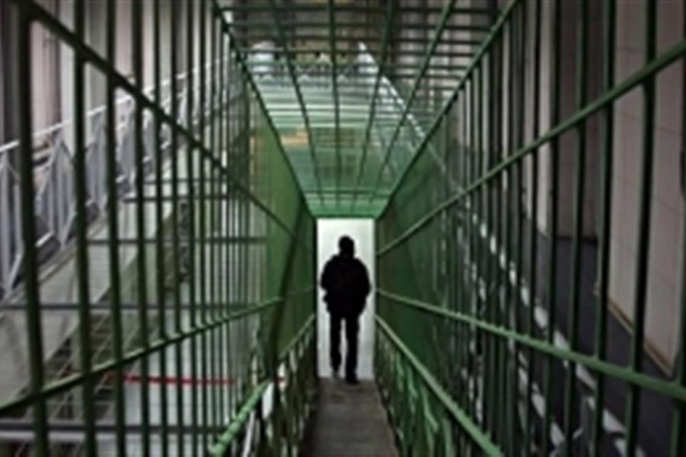 В Волгограде 27-летнего украинского наркоторговца осудили на 13 лет В Волгограде 27-летнего украинского наркоторговца осудили на 13 лет