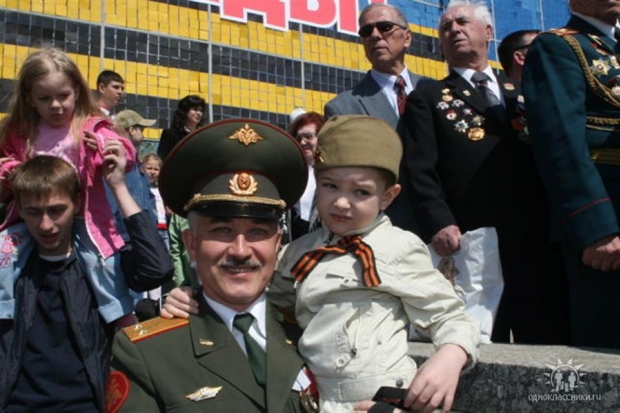Свой профессиональный праздник - День танкиста - по-праву отметит и подполковник запаса Александр Никифоров Свой профессиональный праздник - День танкиста - по-праву отметит и подполковник запаса Александр Никифоров