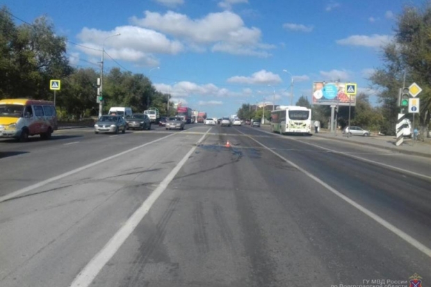 21-летняя волгоградка пострадала в тройном ДТП «Газели» и двух легковушек 21-летняя волгоградка пострадала в тройном ДТП «Газели» и двух легковушек