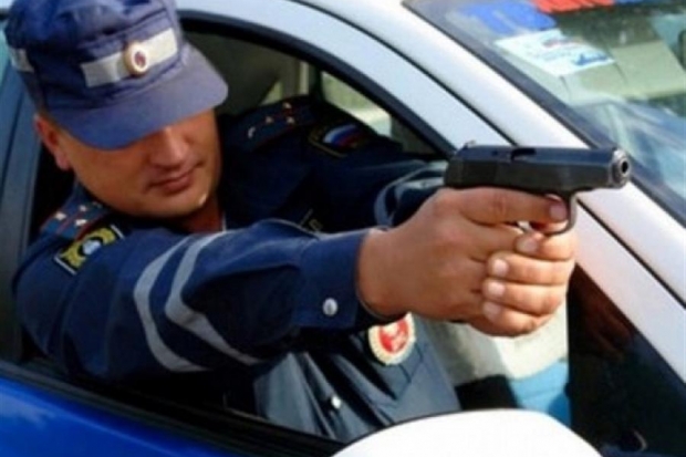 Полицейские устроили погоню за нетрезвым мотоциклистом под Волгоградом Полицейские устроили погоню за нетрезвым мотоциклистом под Волгоградом