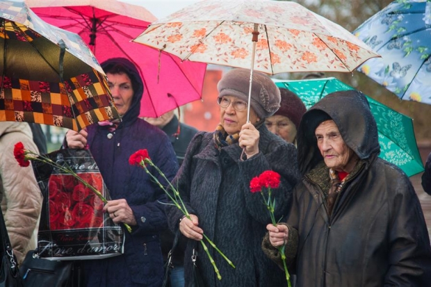 Волгоградцы почтили память жертв политических репрессий Волгоградцы почтили память жертв политических репрессий