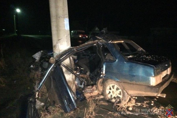 В Волгоградской области вследствие ДТП погибли три человека В Волгоградской области вследствие ДТП погибли три человека