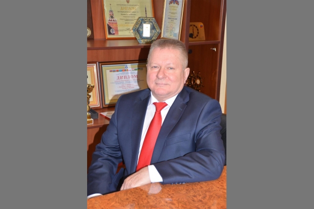 Директор АО «Себряковцемент» поздравляет жителей Волгограда с наступающими праздниками Директор АО «Себряковцемент» поздравляет жителей Волгограда с наступающими праздниками