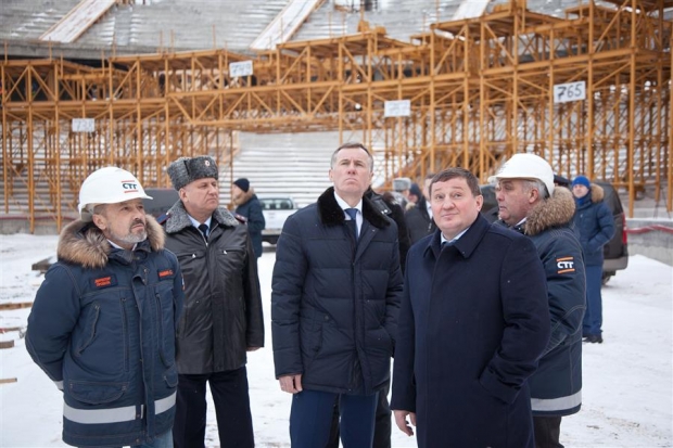 Вопросы безопасности болельщиков учитывались еще на стадии проектирования стадиона. Вопросы безопасности болельщиков учитывались еще на стадии проектирования стадиона.