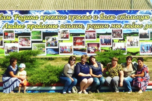 Вот они – крутоголовские активистки и красавицы Вот они – крутоголовские активистки и красавицы