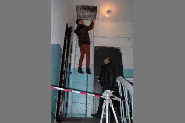 В городских многоэтажках, как и в частных домах, могут происходить странные явления