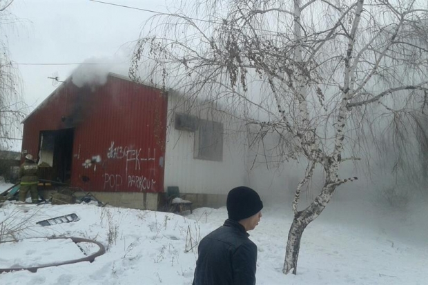 В Волгограде из-за пожара в жилом доме было эвакуировано 40 человек В Волгограде из-за пожара в жилом доме было эвакуировано 40 человек