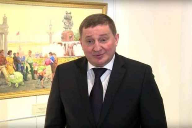 Андрей Бочаров поздравил волгоградок стихами Пушкина Андрей Бочаров поздравил волгоградок стихами Пушкина