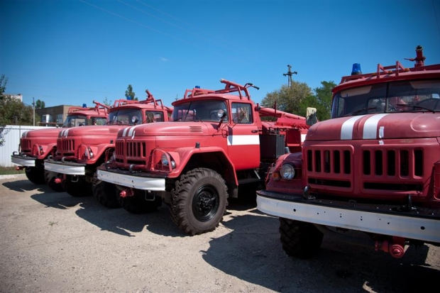 В Волжском неизвестные пироманы спалили дачу В Волжском неизвестные пироманы спалили дачу