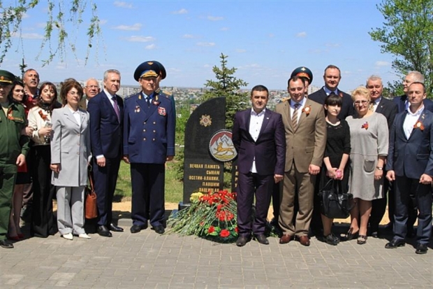 Памятник осетинам – защитникам Сталинграда появился на Мамаевом кургане Памятник осетинам – защитникам Сталинграда появился на Мамаевом кургане