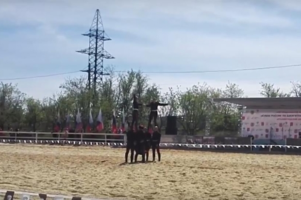 Слет казачьей молодежи в Волгограде объединил кадетов и казаков Слет казачьей молодежи в Волгограде объединил кадетов и казаков