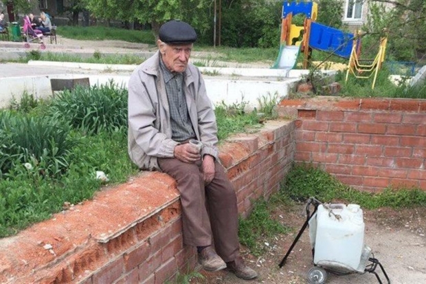 Жители Волгограда ищут близких потерявшегося пенсионера Жители Волгограда ищут близких потерявшегося пенсионера