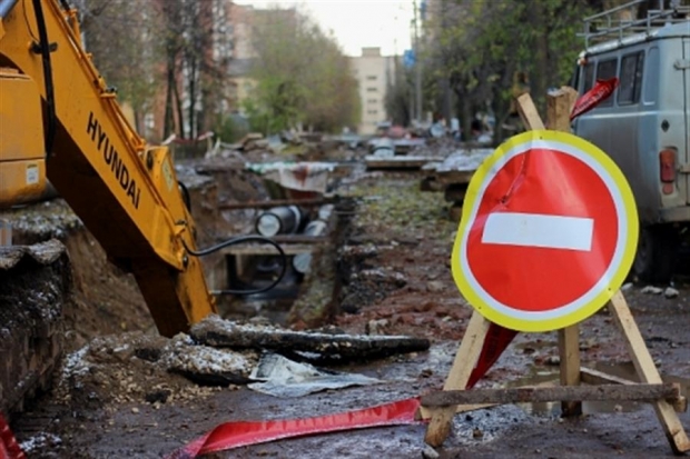 В Волгограде ограничено движение по улице Глазкова В Волгограде ограничено движение по улице Глазкова