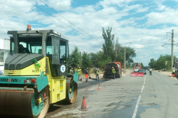 В Волгограде дорожники приступили к ремонту улицы Краснополянской В Волгограде дорожники приступили к ремонту улицы Краснополянской