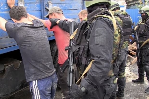 В Волгограде рабочие крали металл и продавали его обратно на завод В Волгограде рабочие крали металл и продавали его обратно на завод