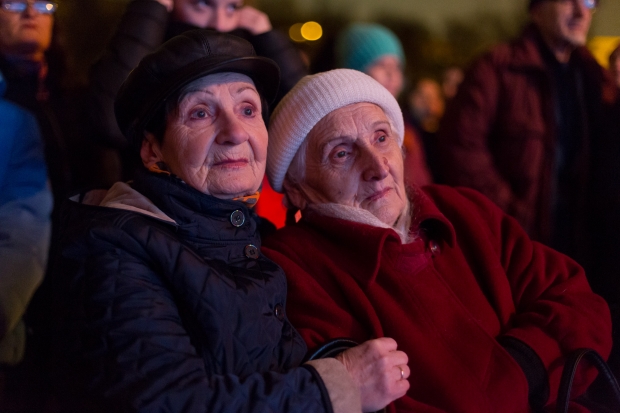 Сталинград отметил 75-летие контрнаступления концертом и праздничным салютом