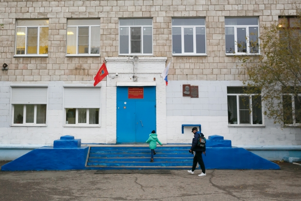 Самыми женскими профессиями волгоградцы назвали воспитателя и учителя Самыми женскими профессиями волгоградцы назвали воспитателя и учителя