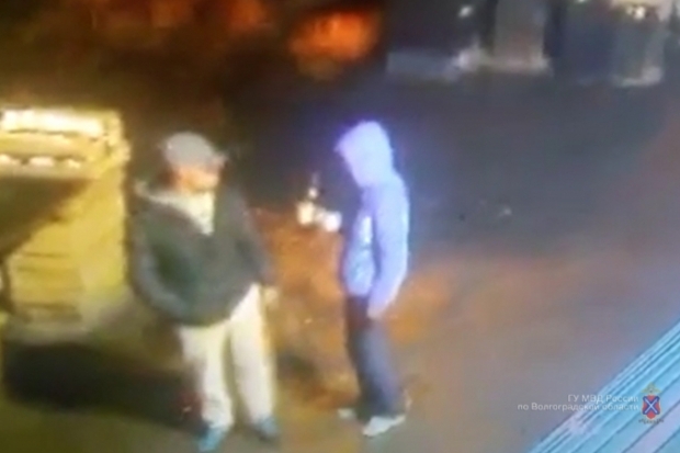 Полицейские поймали разбойников, ударивших волгоградку бутылкой Полицейские поймали разбойников, ударивших волгоградку бутылкой
