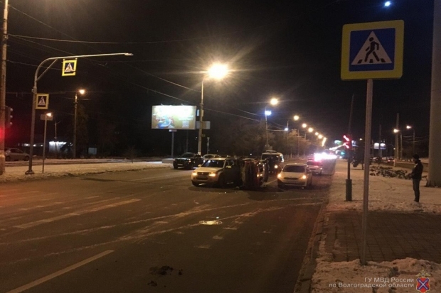 В ДТП на севере Волгограда пострадала автоледи В ДТП на севере Волгограда пострадала автоледи