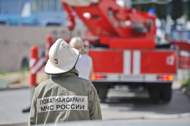 В многоэтажке в Волжском горел щиток на лестничной клетке В многоэтажке в Волжском горел щиток на лестничной клетке