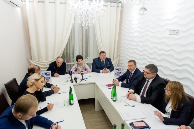 В Волгограде начал работу избирательный штаб Владимира Путина В Волгограде начал работу избирательный штаб Владимира Путина
