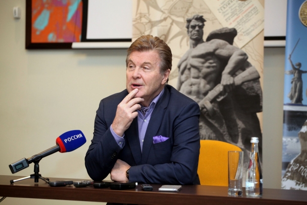 Лев Лещенко: «Мамаев курган – это восьмое чудо света!» Лев Лещенко: «Мамаев курган – это восьмое чудо света!»