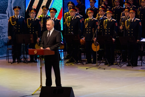 Владимир Путин поздравил волгоградцев с 75-летием Сталинградской победы Владимир Путин поздравил волгоградцев с 75-летием Сталинградской победы