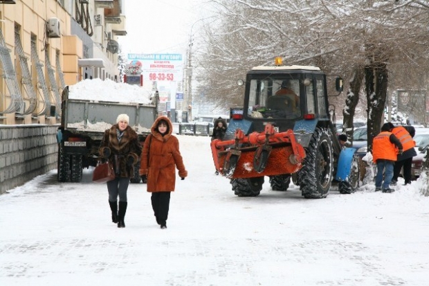 В Волгограде УК оштрафуют за сосульки и наледи В Волгограде УК оштрафуют за сосульки и наледи