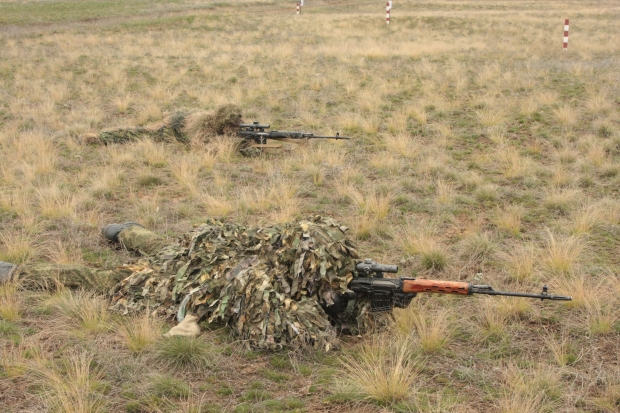 Разведчики из Волгограда учатся действовать в глубоком тылу противника Разведчики из Волгограда учатся действовать в глубоком тылу противника