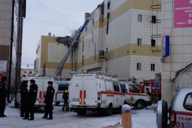 По решению Генпрокуратуры ТЦ в Волгограде проверят после пожара в Кемерове По решению Генпрокуратуры ТЦ в Волгограде проверят после пожара в Кемерове