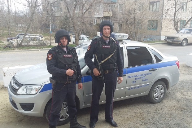 В Камышине росгвардейцы задержали подозреваемого в краже В Камышине росгвардейцы задержали подозреваемого в краже