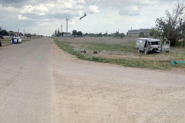 Водитель и фельдшер пострадали в ДТП со скорой в Волгоградской области Водитель и фельдшер пострадали в ДТП со скорой в Волгоградской области