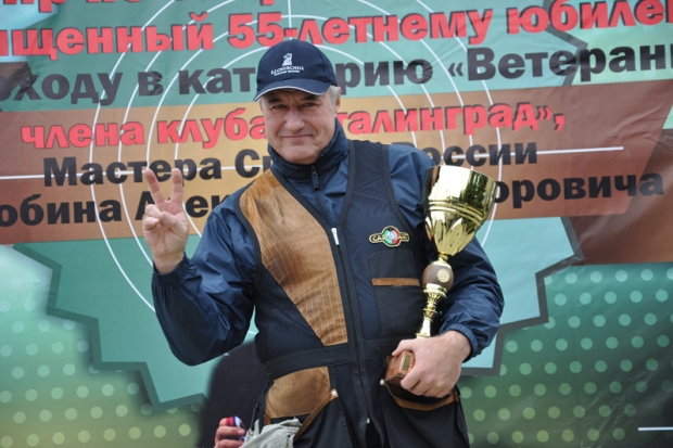 Ветеран волгоградской стендовой стрельбы произвел серебряный дуплетный залп Ветеран волгоградской стендовой стрельбы произвел серебряный дуплетный залп