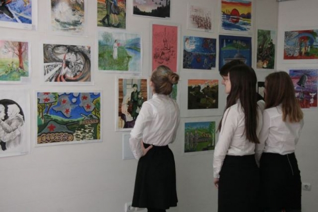 Художники из Волгограда нарисовали подготовку города к ЧМ–2018 Художники из Волгограда нарисовали подготовку города к ЧМ–2018