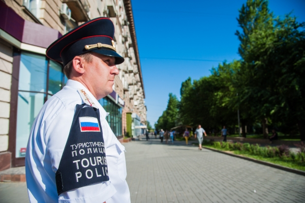 Турполиция Волгограда вернула австралийцам потерянный в такси телефон Турполиция Волгограда вернула австралийцам потерянный в такси телефон