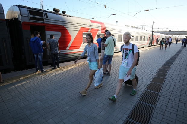 Более 500 болельщиков на поезде отправились из Волгограда в Москву