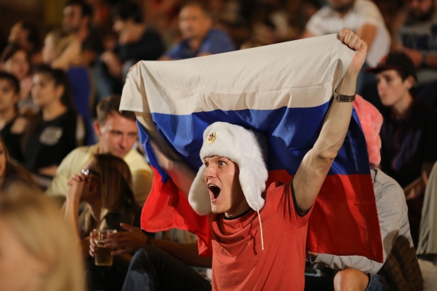 Волгоградцы «отрепетировали» в фан-зоне поддержку сборной России Волгоградцы «отрепетировали» в фан-зоне поддержку сборной России