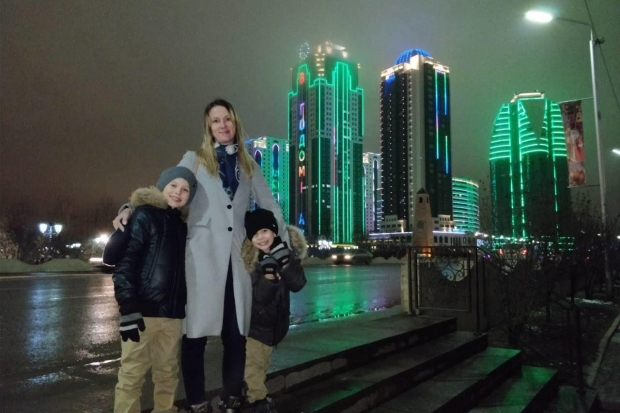 Семья из Волгограда с тремя детьми за 6 лет посетила более 10 стран Семья из Волгограда с тремя детьми за 6 лет посетила более 10 стран