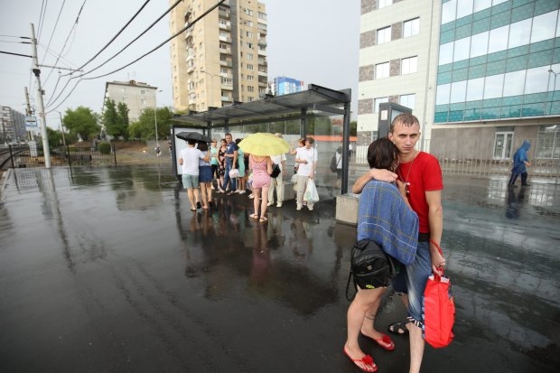 Из-за сильного ливня в Волгограде объявлено штормовое предупреждение Из-за сильного ливня в Волгограде объявлено штормовое предупреждение