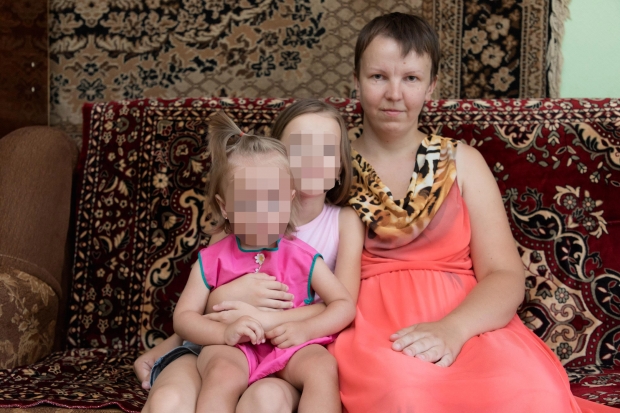 Больная раком волгоградка осталась без мужа и с двумя дочерьми Больная раком волгоградка осталась без мужа и с двумя дочерьми