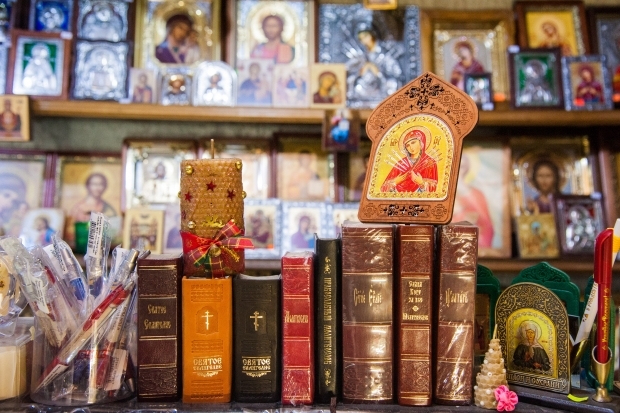 Прикоснуться к православным святыням волжане могут в парке Прикоснуться к православным святыням волжане могут в парке
