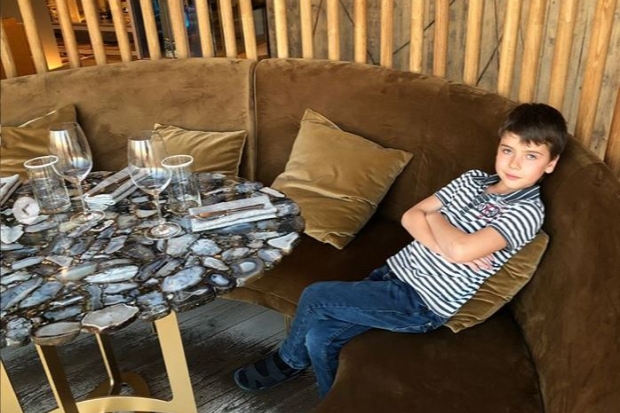 «Умоляем, спасти»: У 9-летнего волгоградца нашли 5-сантиметровую опухоль в голове «Умоляем, спасти»: У 9-летнего волгоградца нашли 5-сантиметровую опухоль в голове