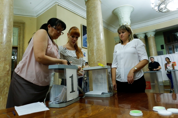 "Единая Россия" в Волгоградской области одерживает победу на местных выборах "Единая Россия" в Волгоградской области одерживает победу на местных выборах