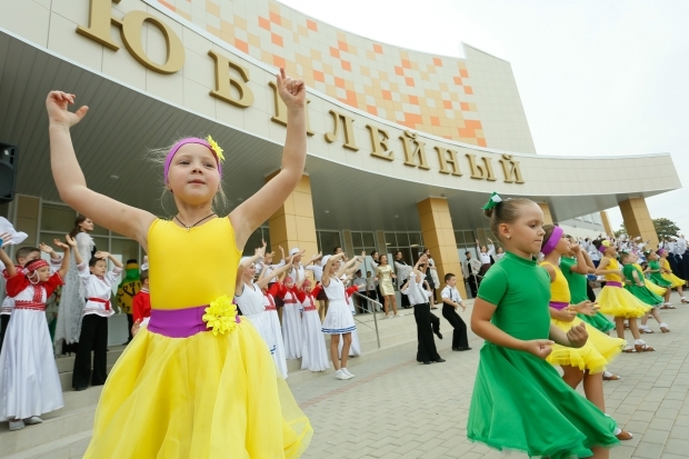 Пелагея выступит сегодня на юбилее в Урюпинске Пелагея выступит сегодня на юбилее в Урюпинске