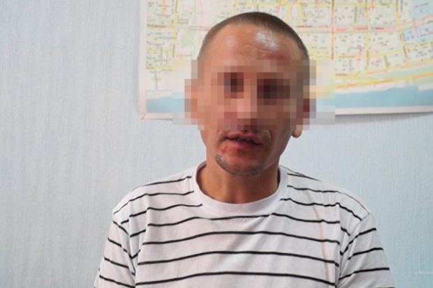 Разбивший крест у храма в Волгограде признал вину Разбивший крест у храма в Волгограде признал вину
