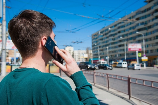 В Волгограде мужчина поплатился за свою доверчивость В Волгограде мужчина поплатился за свою доверчивость