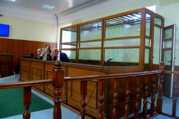 В Волгограде обвиняемого в гибели пациентки хирурга заключили под стражу В Волгограде обвиняемого в гибели пациентки хирурга заключили под стражу