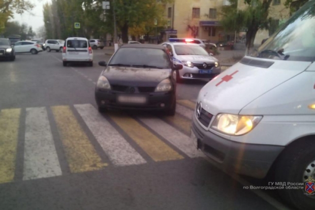 Автоледи сбила на зебре 61-летнюю волгоградку Автоледи сбила на зебре 61-летнюю волгоградку